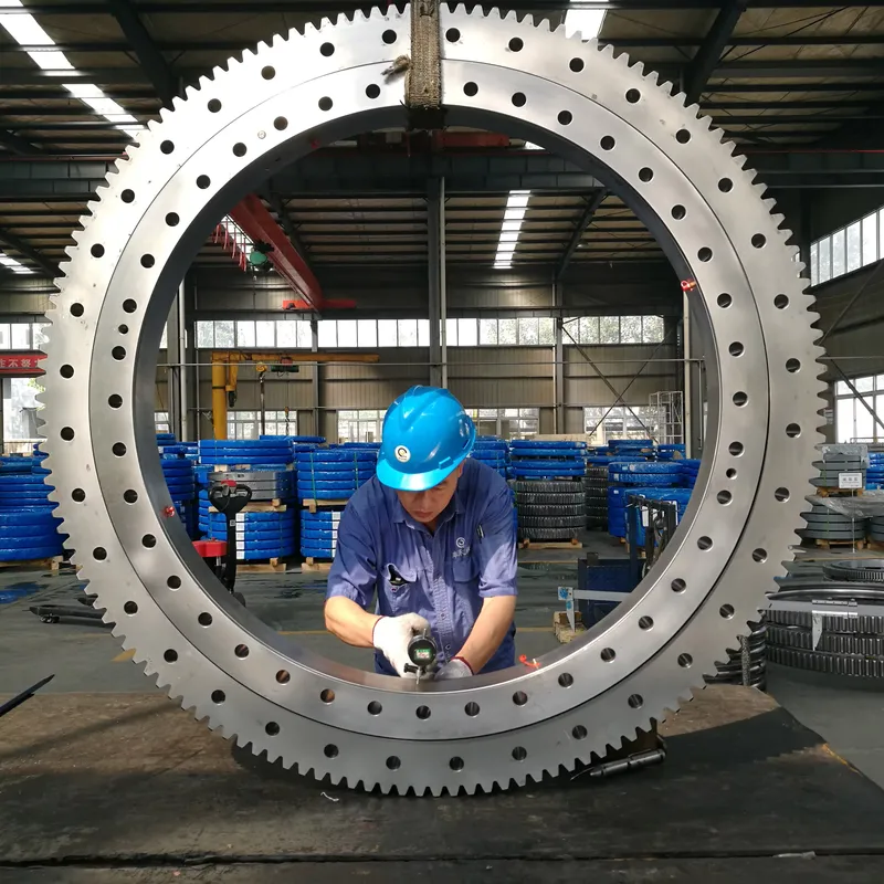 محمل دوران ذو تروس خارجية ثقيل - مراجعة Heavy Equipment Freeport وسعره